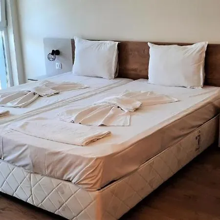 Allure - Lighthouse B35 Πριμόρσκο